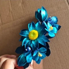 Blue floral cluster