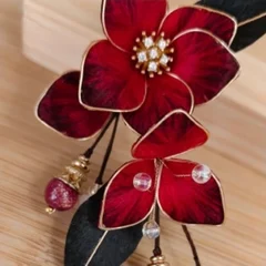 Red wirework flower